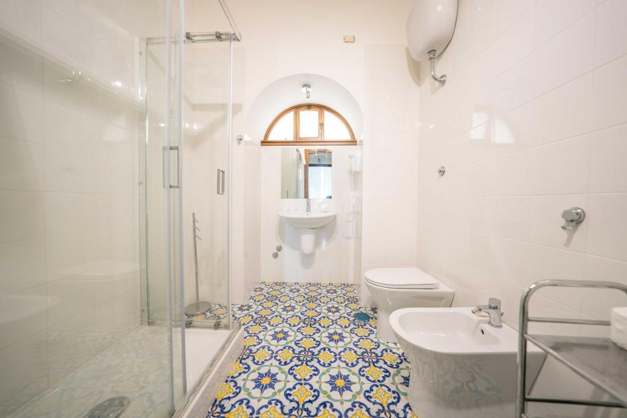 Arcoleo Prestige By Dimorra Bed & Breakfast Napoli Bagian luar foto