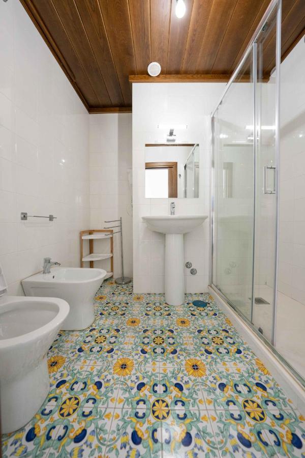 Arcoleo Prestige By Dimorra Bed & Breakfast Napoli Bagian luar foto